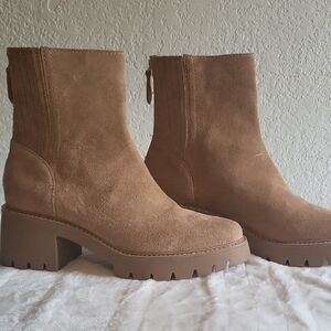 Dolce Vita Brown Tan Chelsea Suede Ankle Boots Booties Fall NWOT 10